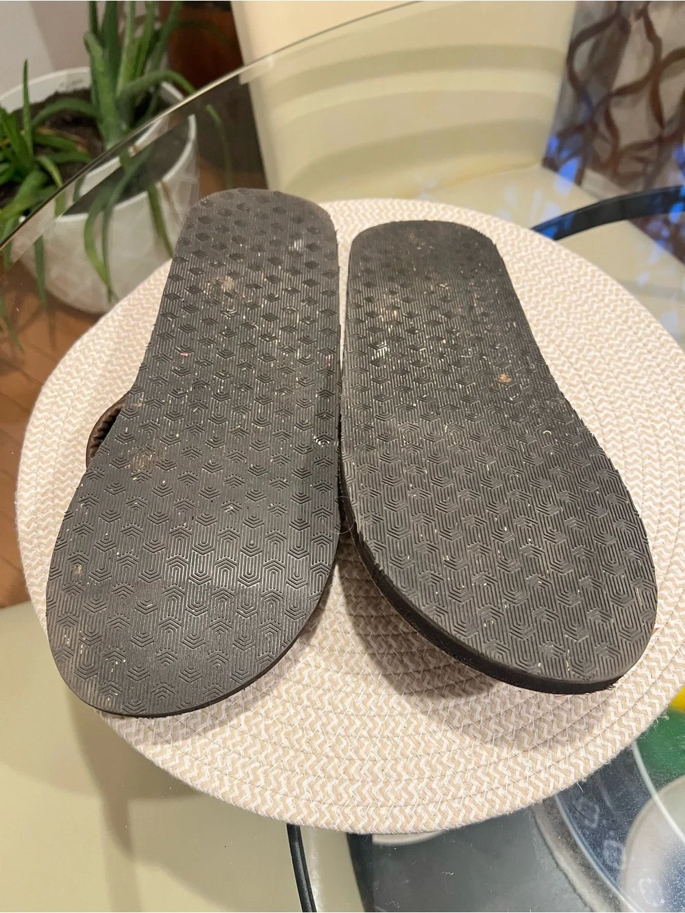 Set of 2 Men's Black and Brown Dual-Tone Flip-Flop Sandals